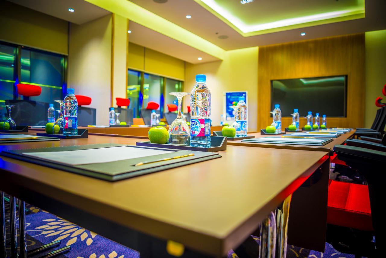 Novotel Yanbu Albahr Buitenkant foto