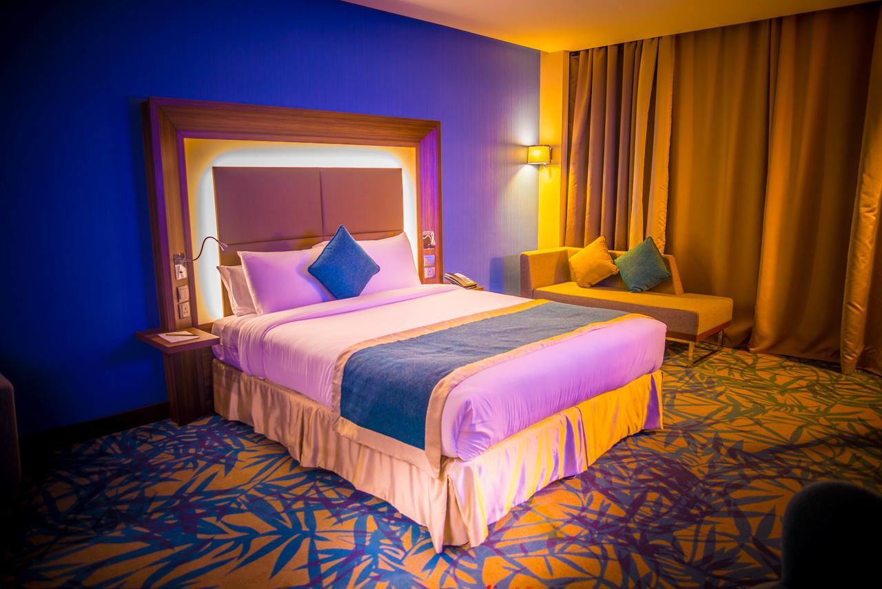 Novotel Yanbu Albahr Buitenkant foto