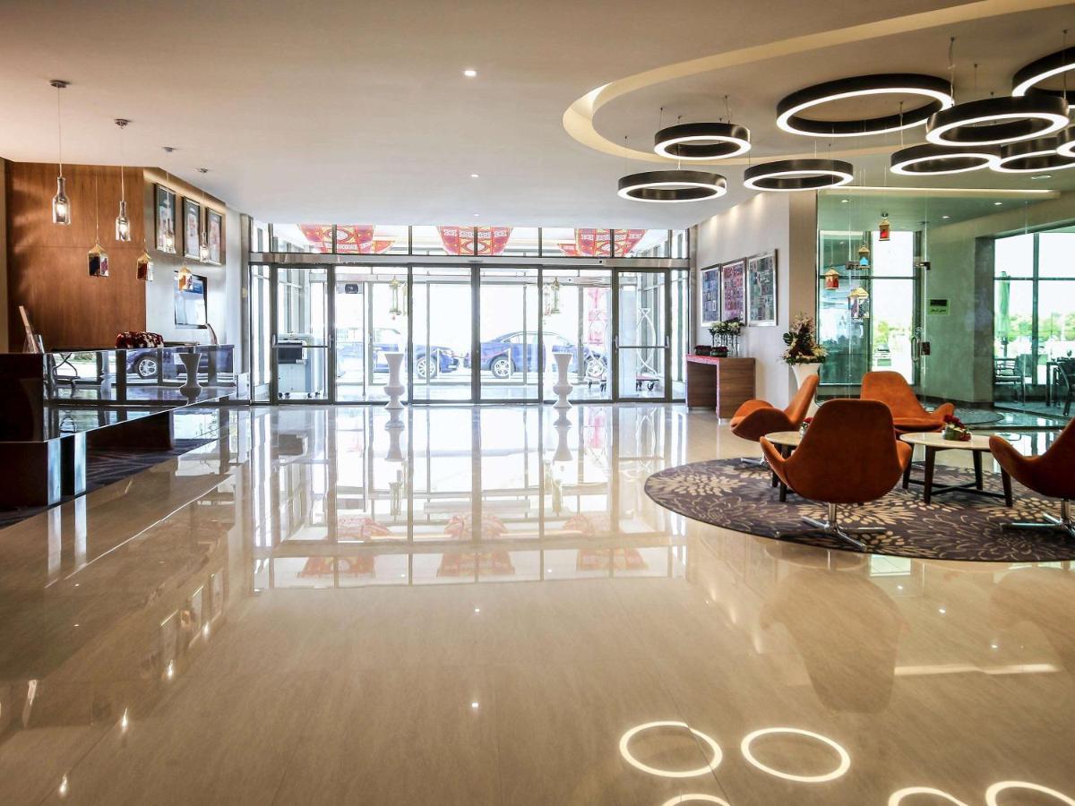 Novotel Yanbu Albahr Buitenkant foto